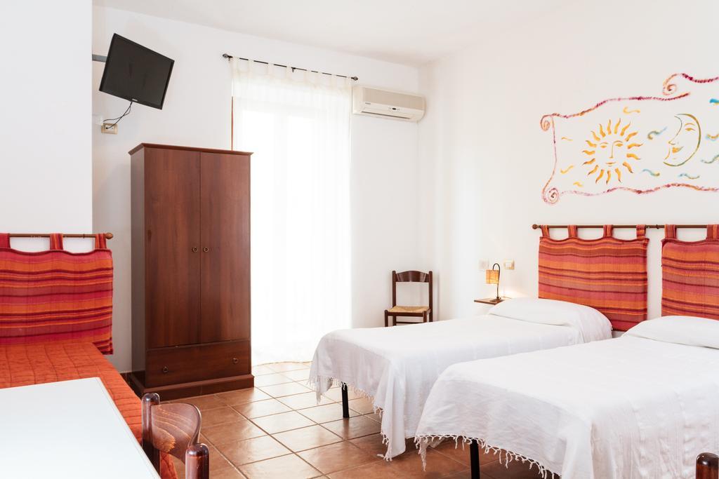 La Mezzanella Guesthouse Porto Torres Quarto foto